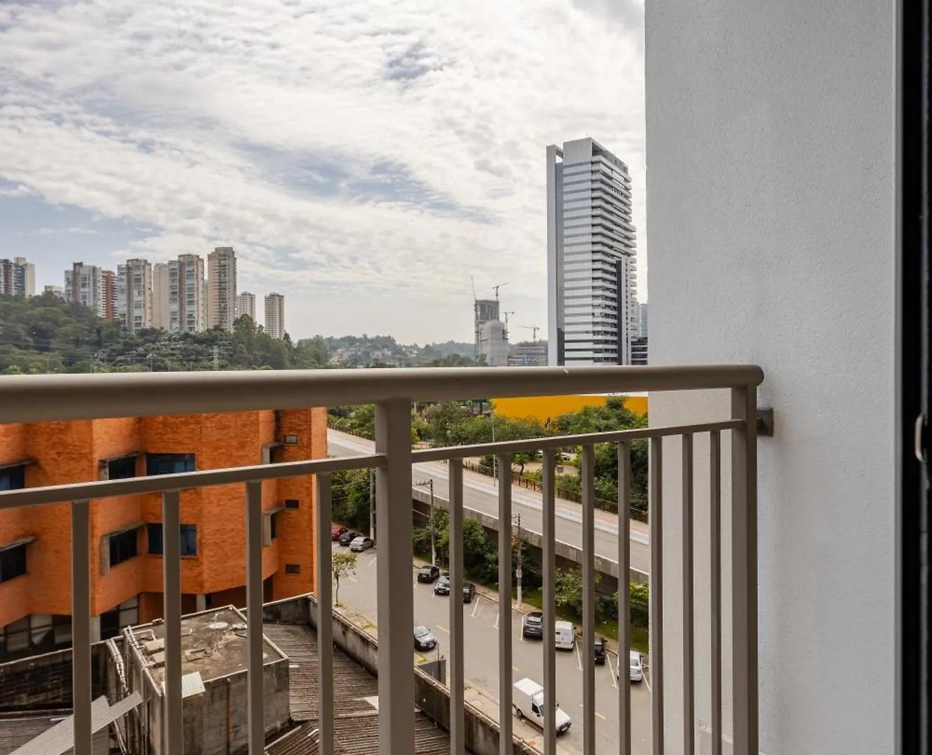 Ape 707 B Com Varanda São Paulo 0*,  Brasil