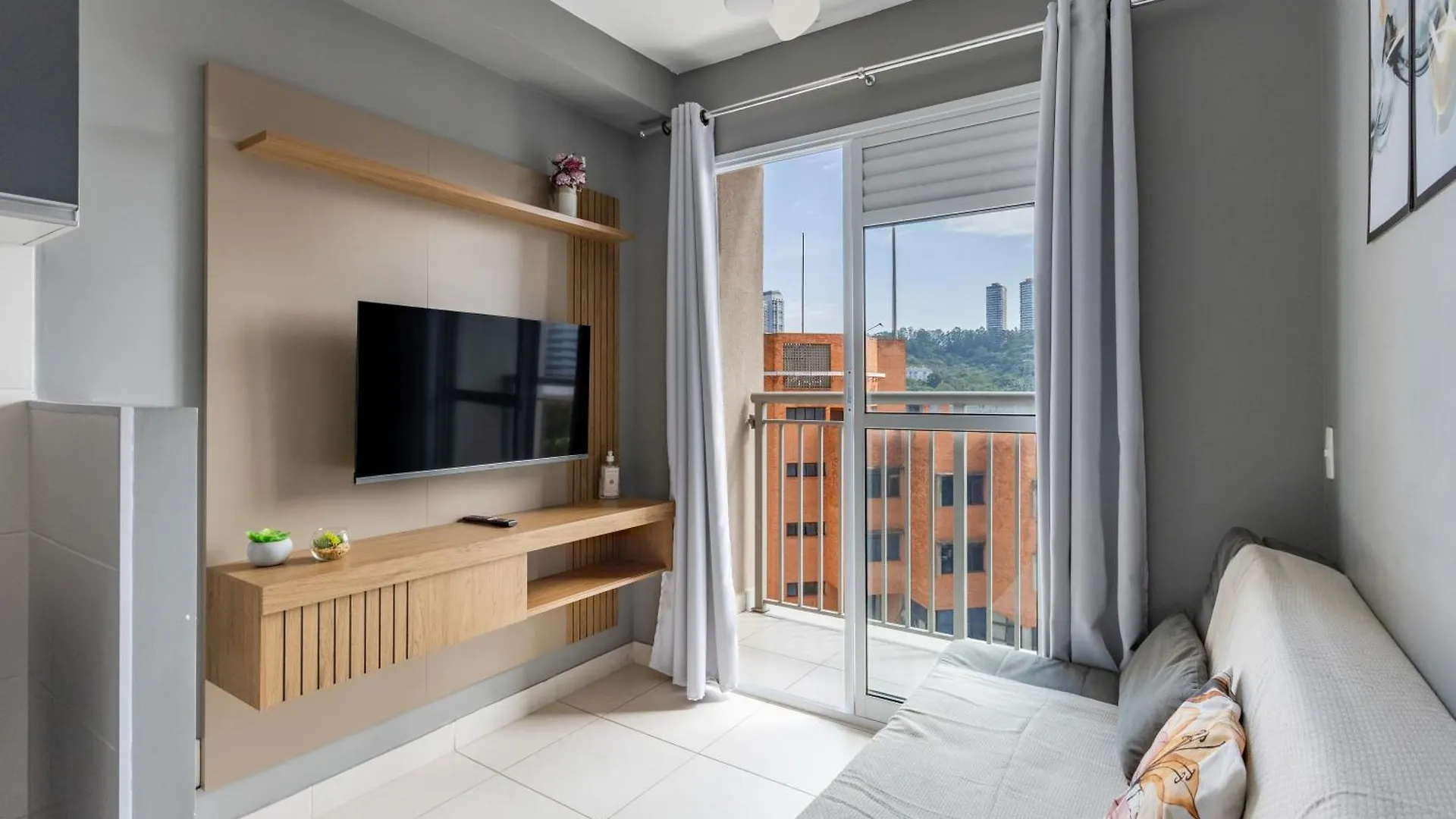 Apartamento Ape 707 B Com Varanda São Paulo